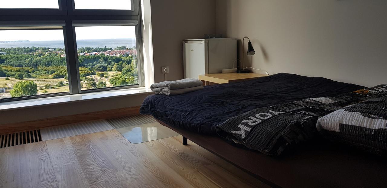 Leilighet 16th Floor View On The Sea And City. 15 Minutes Walk To The Beach. Gdańsk