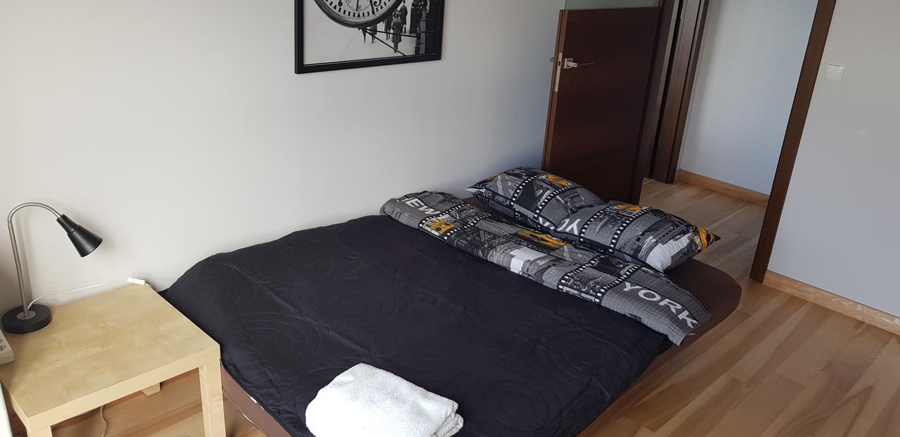 Leilighet 16th Floor View On The Sea And City. 15 Minutes Walk To The Beach. *