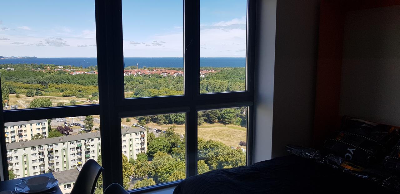 16th Floor View On The Sea And City. 15 Minutes Walk To The Beach. *