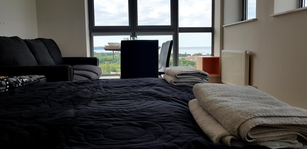 Leilighet 16th Floor View On The Sea And City. 15 Minutes Walk To The Beach. Gdańsk