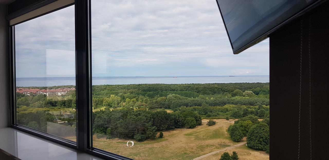 16th Floor View On The Sea And City. 15 Minutes Walk To The Beach. Leilighet Gdańsk