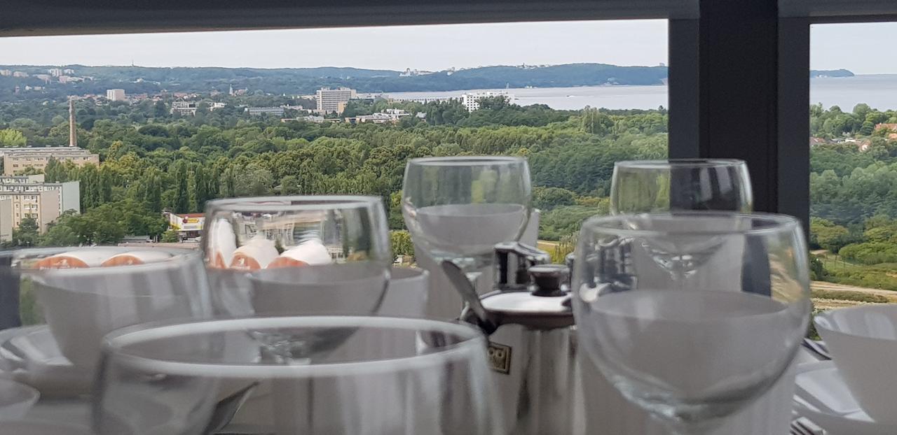 Leilighet 16th Floor View On The Sea And City. 15 Minutes Walk To The Beach. *